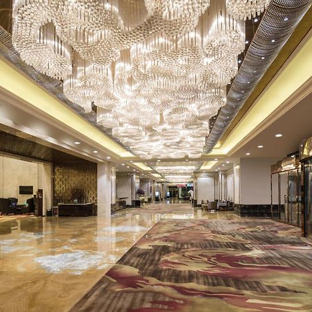 Jinjiang International Hotel Urumqi Exteriör bild