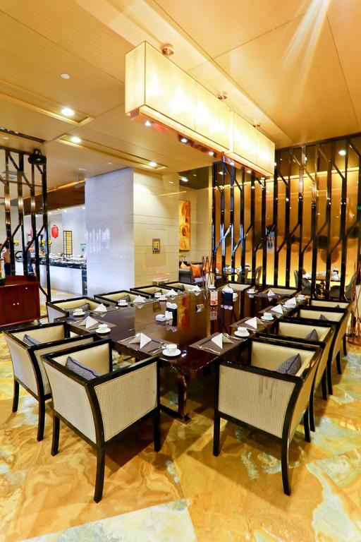 Jinjiang International Hotel Urumqi Exteriör bild