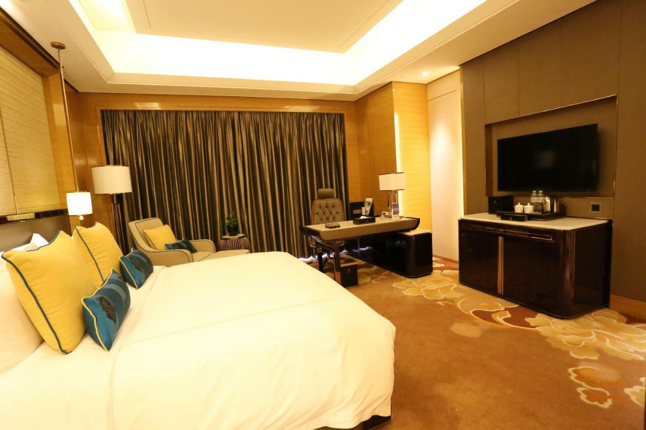 Jinjiang International Hotel Urumqi Exteriör bild