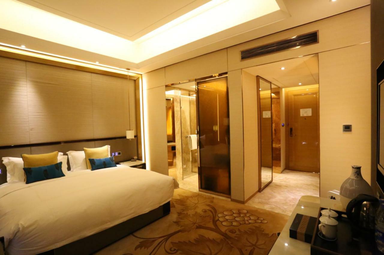 Jinjiang International Hotel Urumqi Exteriör bild